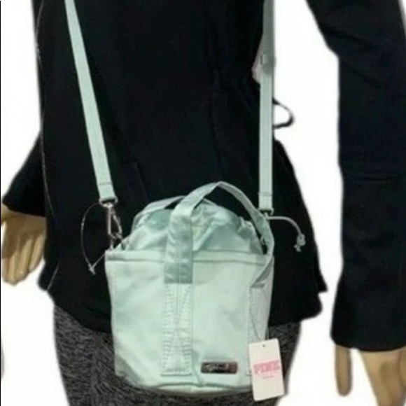 VICTORIA SECRET PINK BUCKET BAG - Picture 7 of 7